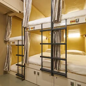 K2 Capsule hotel Singapore